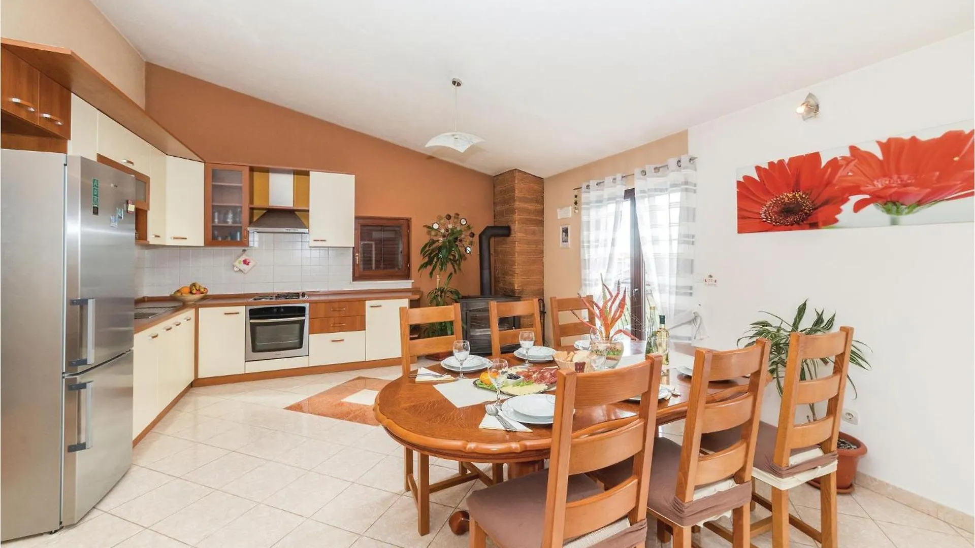 6 Bedroom Gorgeous Home In Kastel Stari Kastela Holiday home